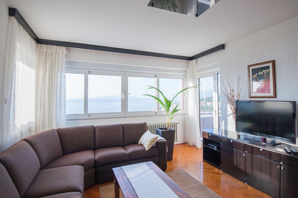 Blue View Apartment Opatija Bagian luar foto