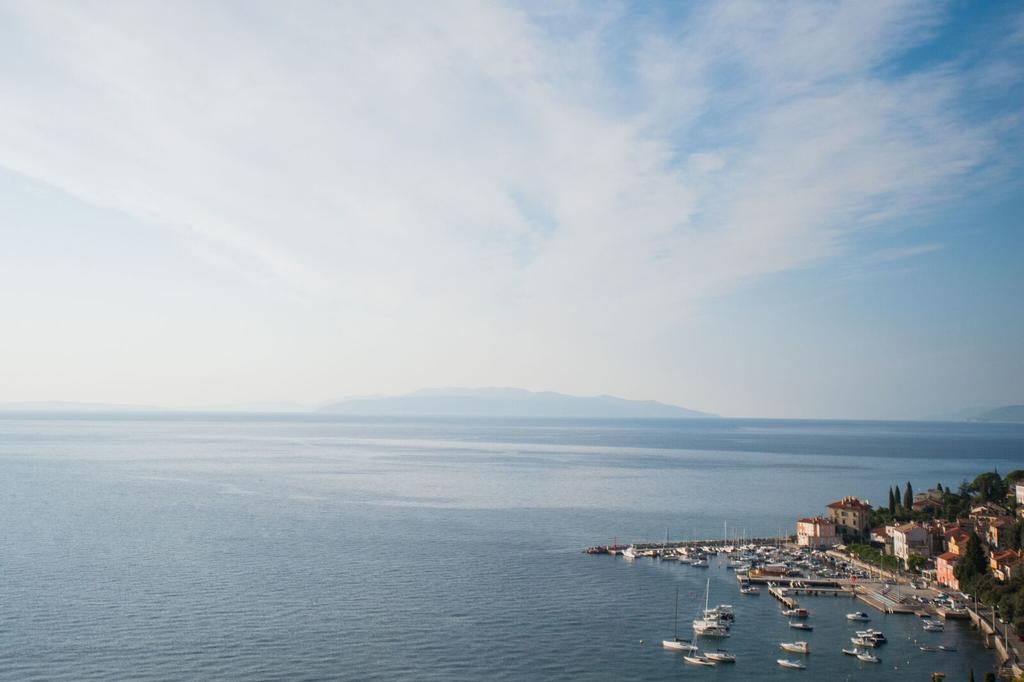 Blue View Apartment Opatija Bagian luar foto